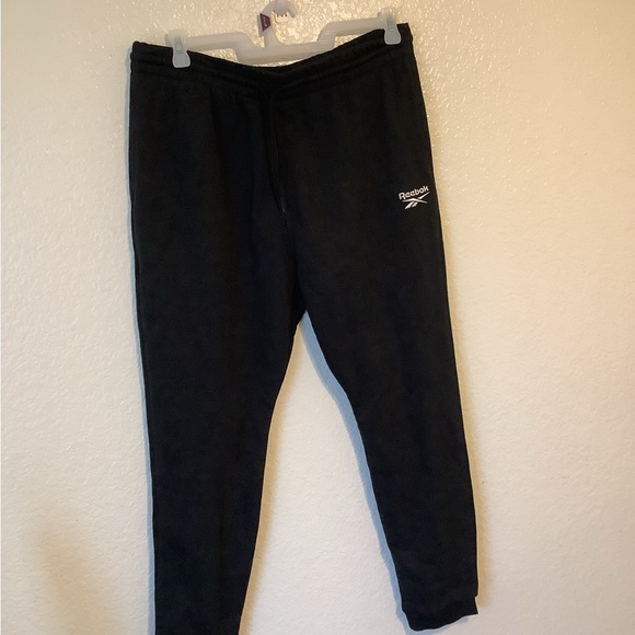 Reebok Identity Fleece Black Jogger Sweatpants - Picture 7 of 10